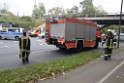 LKW blieb unter Bruecke haengen Koeln Ehrenfeld Innere Kanalstr Hornstr P309